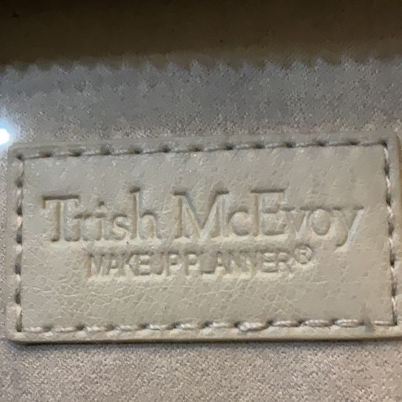 Trish McEvoy Makeup Planner with Silver and Black Accents - Picture 6 of 7